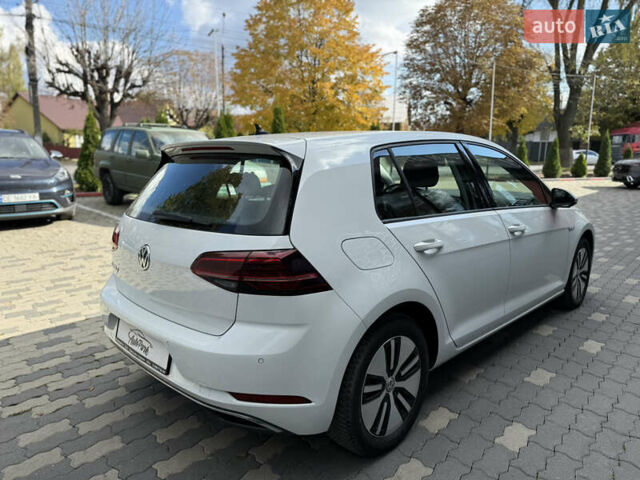 Белый Фольксваген e-Golf, объемом двигателя 0 л и пробегом 137 тыс. км за 13800 $, фото 5 на Automoto.ua