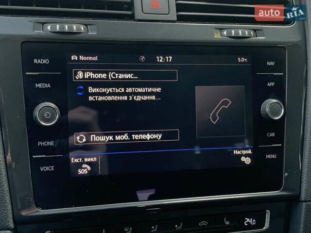 Белый Фольксваген e-Golf, объемом двигателя 0 л и пробегом 73 тыс. км за 13955 $, фото 54 на Automoto.ua