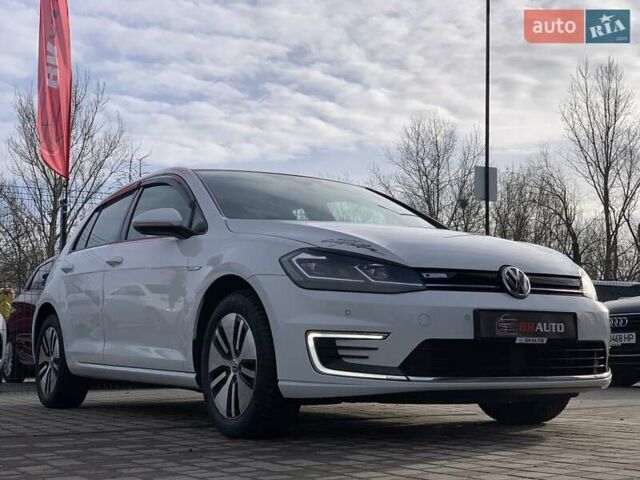 Белый Фольксваген e-Golf, объемом двигателя 0 л и пробегом 73 тыс. км за 13955 $, фото 10 на Automoto.ua