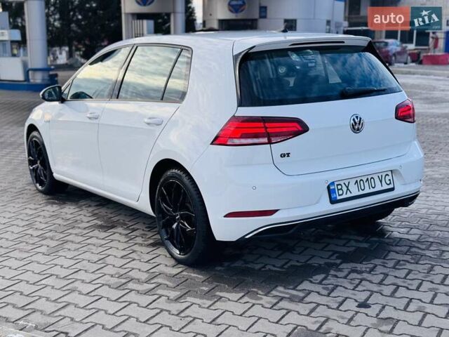 Белый Фольксваген e-Golf, объемом двигателя 0 л и пробегом 87 тыс. км за 12999 $, фото 36 на Automoto.ua