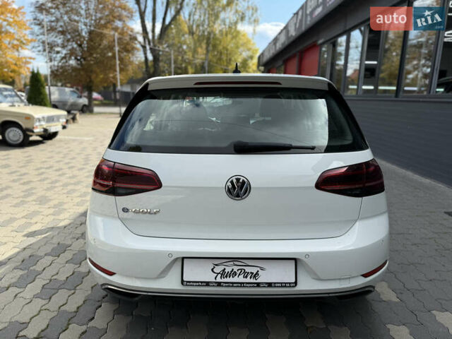Белый Фольксваген e-Golf, объемом двигателя 0 л и пробегом 137 тыс. км за 13800 $, фото 6 на Automoto.ua