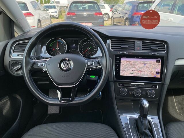 Білий Фольксваген e-Golf, об'ємом двигуна 0 л та пробігом 14 тис. км за 14900 $, фото 19 на Automoto.ua