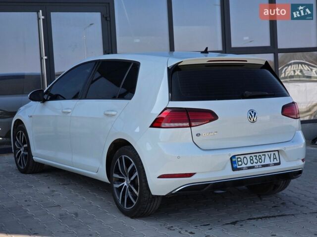 Білий Фольксваген e-Golf, об'ємом двигуна 0 л та пробігом 79 тис. км за 13499 $, фото 5 на Automoto.ua