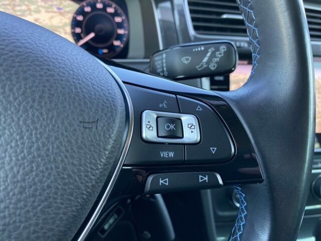 Белый Фольксваген e-Golf, объемом двигателя 0 л и пробегом 27 тыс. км за 17900 $, фото 42 на Automoto.ua