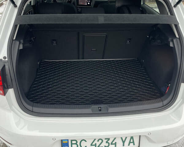 Білий Фольксваген e-Golf, об'ємом двигуна 0 л та пробігом 45 тис. км за 14500 $, фото 15 на Automoto.ua