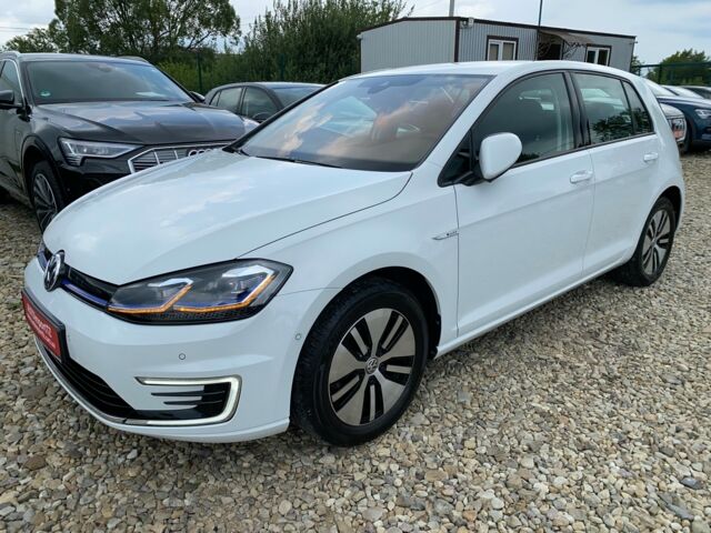 Білий Фольксваген e-Golf, об'ємом двигуна 0 л та пробігом 8 тис. км за 17800 $, фото 9 на Automoto.ua