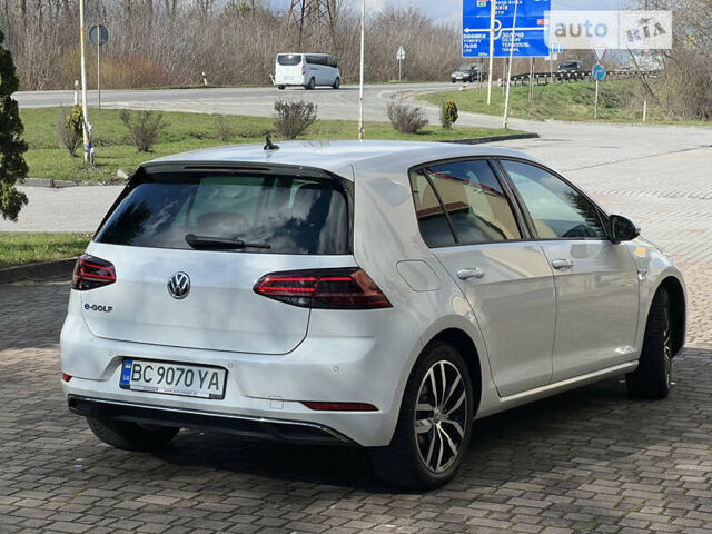 Білий Фольксваген e-Golf, об'ємом двигуна 0 л та пробігом 62 тис. км за 15500 $, фото 13 на Automoto.ua