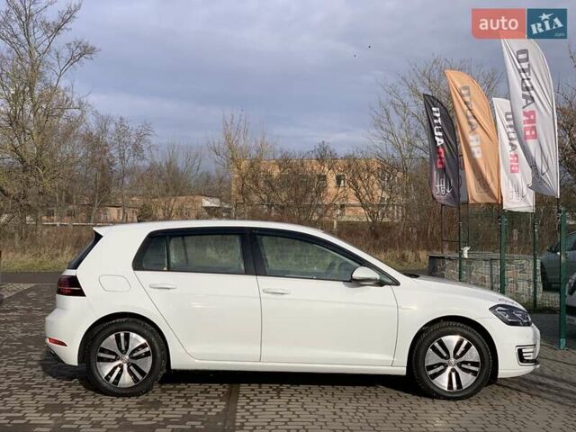 Белый Фольксваген e-Golf, объемом двигателя 0 л и пробегом 73 тыс. км за 13955 $, фото 21 на Automoto.ua