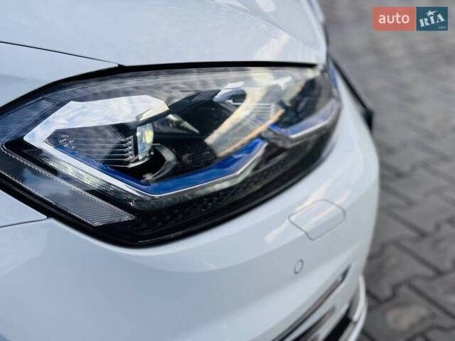 Белый Фольксваген e-Golf, объемом двигателя 0 л и пробегом 87 тыс. км за 12999 $, фото 19 на Automoto.ua