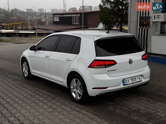 Белый Фольксваген e-Golf, объемом двигателя 0 л и пробегом 71 тыс. км за 12999 $, фото 4 на Automoto.ua