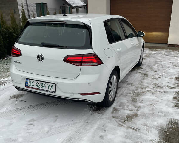 Білий Фольксваген e-Golf, об'ємом двигуна 0 л та пробігом 45 тис. км за 14500 $, фото 3 на Automoto.ua