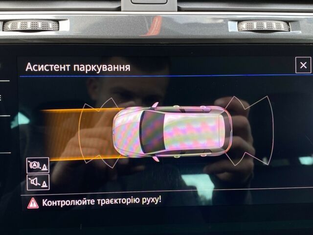 Білий Фольксваген e-Golf, об'ємом двигуна 0 л та пробігом 47 тис. км за 18400 $, фото 57 на Automoto.ua