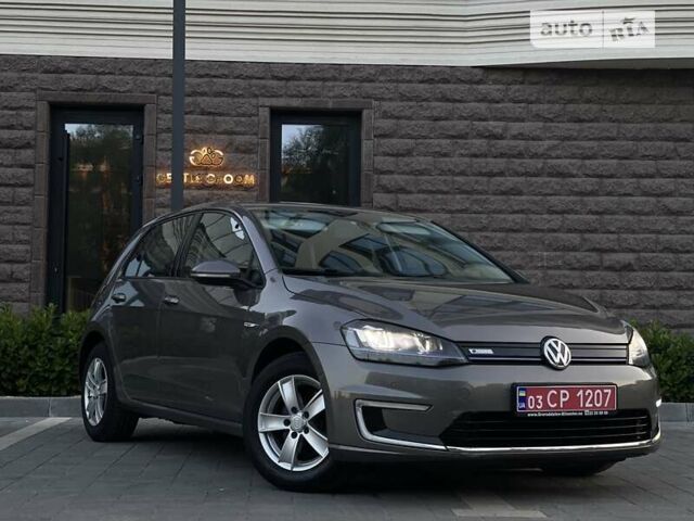 Бежевый Фольксваген e-Golf, объемом двигателя 0 л и пробегом 60 тыс. км за 12299 $, фото 3 на Automoto.ua