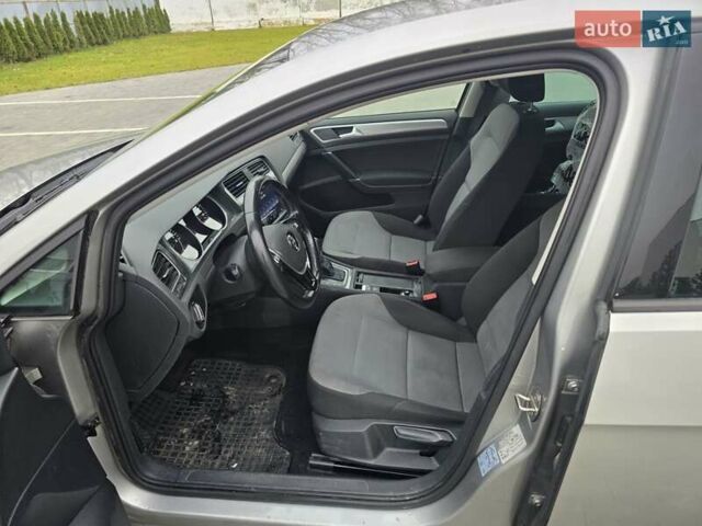 Бежевый Фольксваген e-Golf, объемом двигателя 0 л и пробегом 150 тыс. км за 6999 $, фото 9 на Automoto.ua