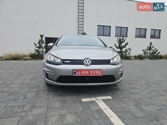 Бежевый Фольксваген e-Golf, объемом двигателя 0 л и пробегом 150 тыс. км за 6999 $, фото 12 на Automoto.ua