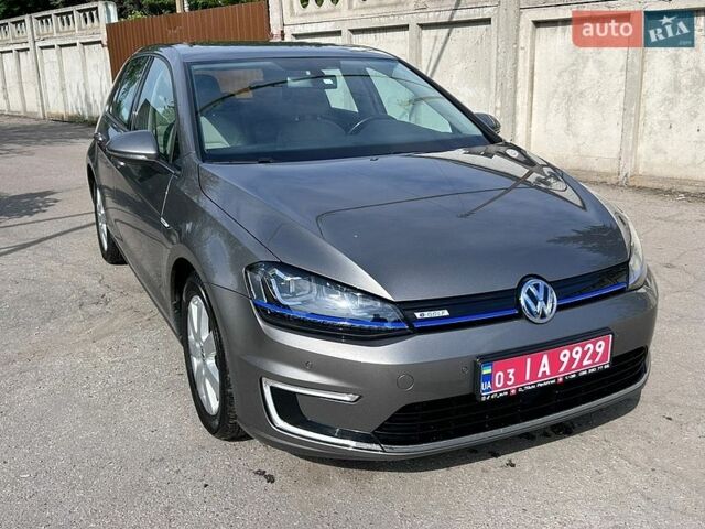 Бежевый Фольксваген e-Golf, объемом двигателя 0 л и пробегом 131 тыс. км за 10500 $, фото 2 на Automoto.ua