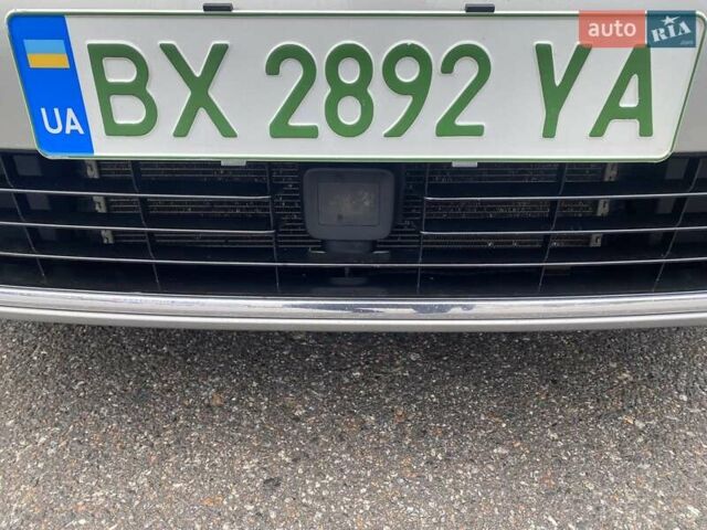 Бежевий Фольксваген e-Golf, об'ємом двигуна 0 л та пробігом 106 тис. км за 14800 $, фото 4 на Automoto.ua