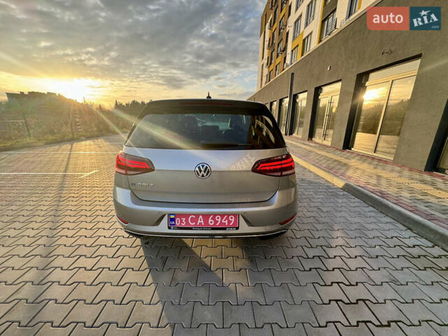 Бежевый Фольксваген e-Golf, объемом двигателя 0 л и пробегом 54 тыс. км за 14300 $, фото 5 на Automoto.ua