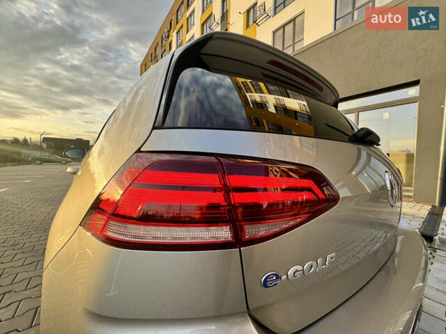 Бежевый Фольксваген e-Golf, объемом двигателя 0 л и пробегом 54 тыс. км за 14300 $, фото 8 на Automoto.ua