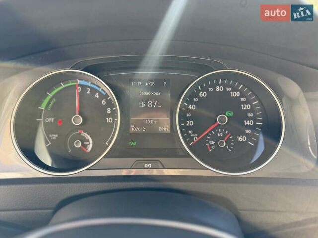 Чорний Фольксваген e-Golf, об'ємом двигуна 0 л та пробігом 107 тис. км за 8100 $, фото 15 на Automoto.ua