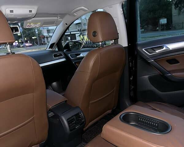 Черный Фольксваген e-Golf, объемом двигателя 0 л и пробегом 152 тыс. км за 10900 $, фото 11 на Automoto.ua