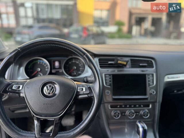 Чорний Фольксваген e-Golf, об'ємом двигуна 0 л та пробігом 98 тис. км за 8400 $, фото 9 на Automoto.ua