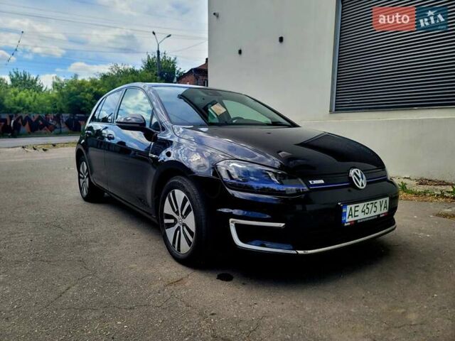 Чорний Фольксваген e-Golf, об'ємом двигуна 0 л та пробігом 92 тис. км за 11100 $, фото 7 на Automoto.ua