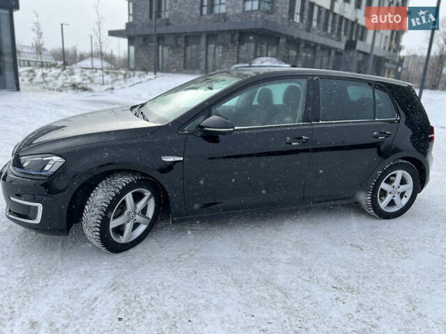 Черный Фольксваген e-Golf, объемом двигателя 0 л и пробегом 96 тыс. км за 9300 $, фото 4 на Automoto.ua