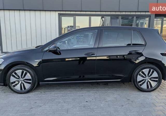 Чорний Фольксваген e-Golf, об'ємом двигуна 0 л та пробігом 129 тис. км за 9000 $, фото 10 на Automoto.ua