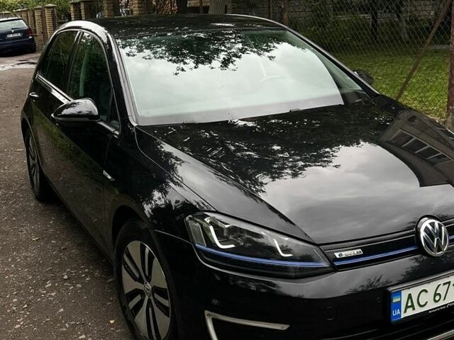Черный Фольксваген e-Golf, объемом двигателя 0 л и пробегом 128 тыс. км за 7800 $, фото 3 на Automoto.ua