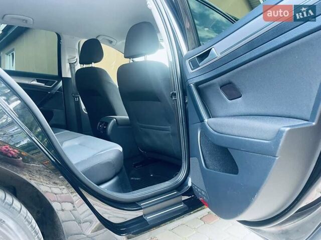 Черный Фольксваген e-Golf, объемом двигателя 0 л и пробегом 131 тыс. км за 9300 $, фото 44 на Automoto.ua