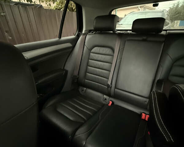 Черный Фольксваген e-Golf, объемом двигателя 0 л и пробегом 140 тыс. км за 8700 $, фото 6 на Automoto.ua