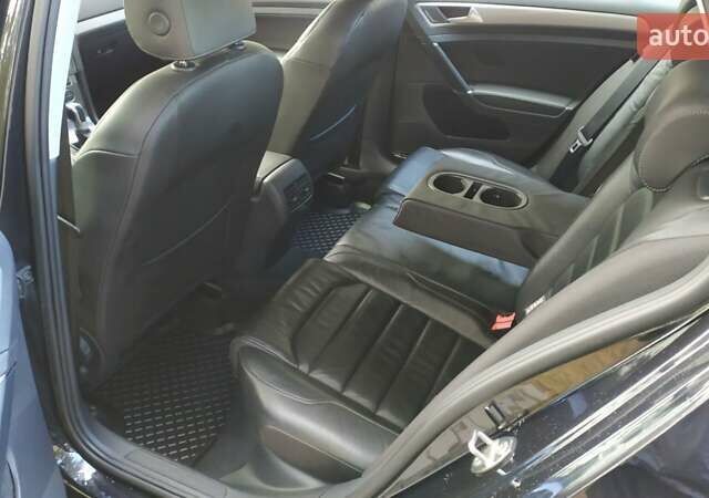 Чорний Фольксваген e-Golf, об'ємом двигуна 0 л та пробігом 112 тис. км за 9250 $, фото 14 на Automoto.ua