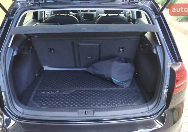 Чорний Фольксваген e-Golf, об'ємом двигуна 0 л та пробігом 112 тис. км за 9250 $, фото 19 на Automoto.ua