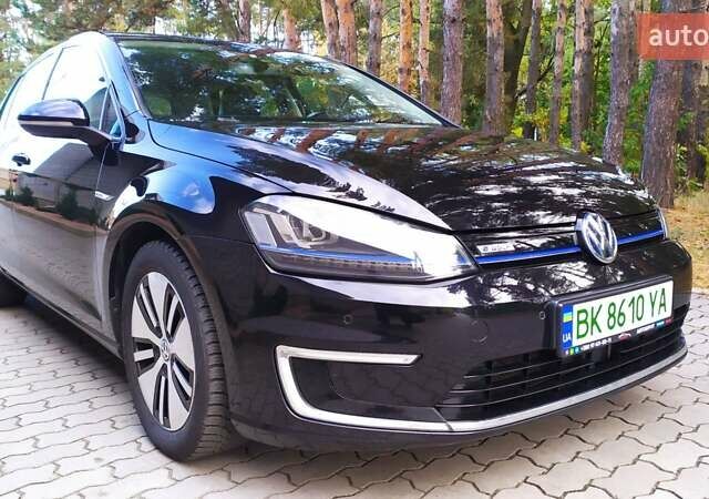 Чорний Фольксваген e-Golf, об'ємом двигуна 0 л та пробігом 112 тис. км за 9250 $, фото 7 на Automoto.ua