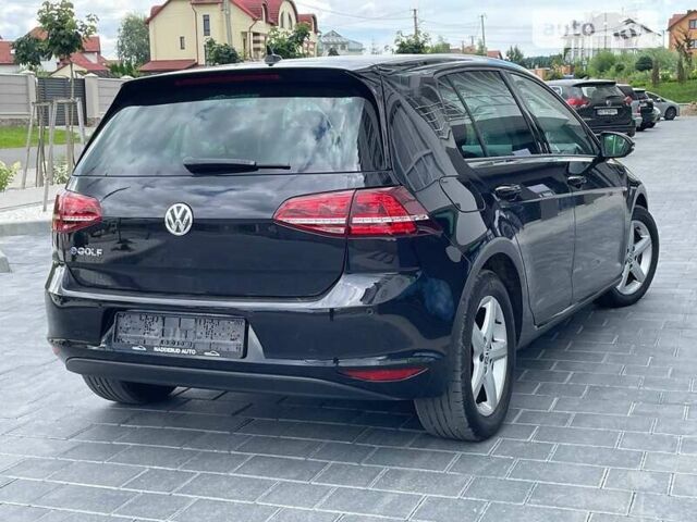 Черный Фольксваген e-Golf, объемом двигателя 0 л и пробегом 97 тыс. км за 13299 $, фото 28 на Automoto.ua