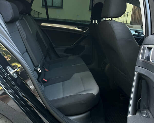 Черный Фольксваген e-Golf, объемом двигателя 0 л и пробегом 167 тыс. км за 9250 $, фото 14 на Automoto.ua