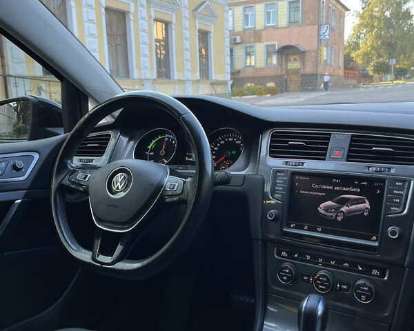 Черный Фольксваген e-Golf, объемом двигателя 0 л и пробегом 167 тыс. км за 9250 $, фото 17 на Automoto.ua