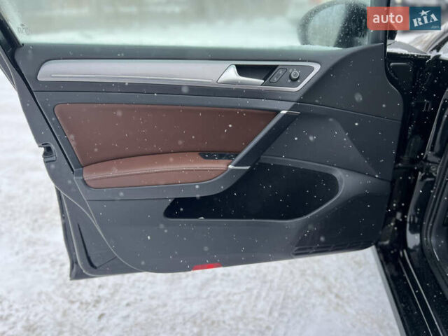 Черный Фольксваген e-Golf, объемом двигателя 0 л и пробегом 96 тыс. км за 9300 $, фото 10 на Automoto.ua