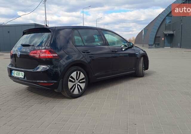 Чорний Фольксваген e-Golf, об'ємом двигуна 0 л та пробігом 144 тис. км за 9600 $, фото 4 на Automoto.ua