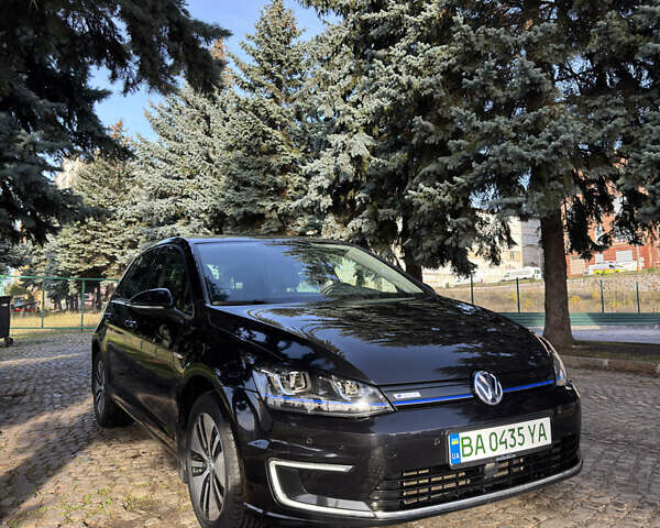 Черный Фольксваген e-Golf, объемом двигателя 0 л и пробегом 113 тыс. км за 10500 $, фото 1 на Automoto.ua