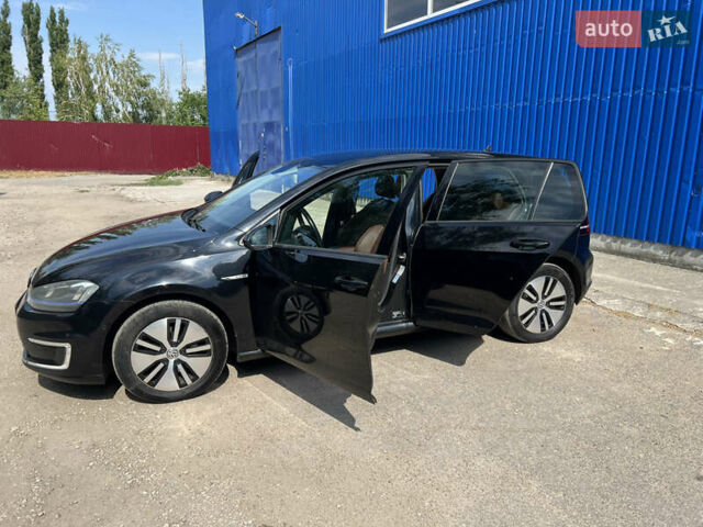 Черный Фольксваген e-Golf, объемом двигателя 0 л и пробегом 116 тыс. км за 9500 $, фото 1 на Automoto.ua