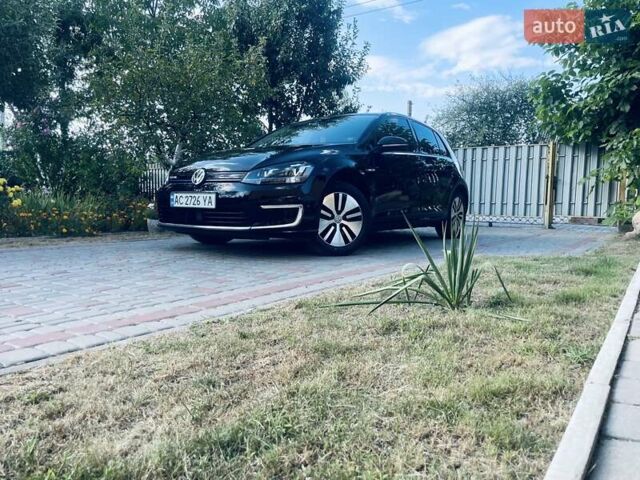 Черный Фольксваген e-Golf, объемом двигателя 0 л и пробегом 131 тыс. км за 9300 $, фото 4 на Automoto.ua