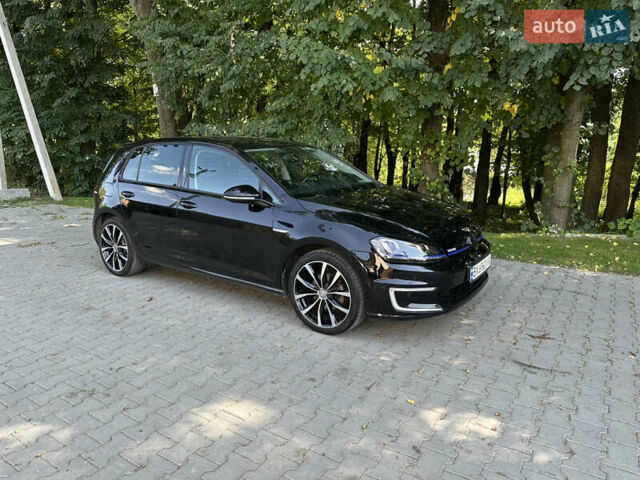 Черный Фольксваген e-Golf, объемом двигателя 0 л и пробегом 121 тыс. км за 8400 $, фото 5 на Automoto.ua