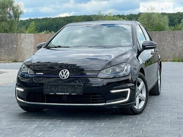 Черный Фольксваген e-Golf, объемом двигателя 0 л и пробегом 97 тыс. км за 13299 $, фото 6 на Automoto.ua