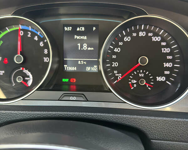 Черный Фольксваген e-Golf, объемом двигателя 0 л и пробегом 113 тыс. км за 10500 $, фото 15 на Automoto.ua