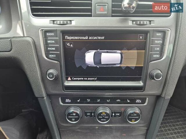 Черный Фольксваген e-Golf, объемом двигателя 0 л и пробегом 127 тыс. км за 8700 $, фото 14 на Automoto.ua