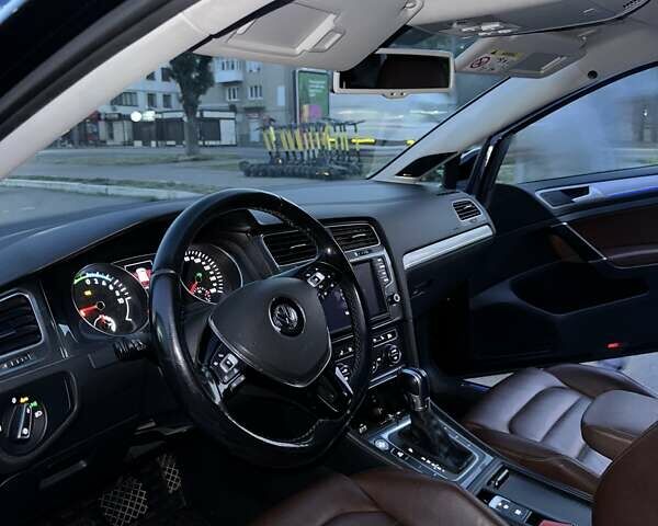 Черный Фольксваген e-Golf, объемом двигателя 0 л и пробегом 152 тыс. км за 10900 $, фото 8 на Automoto.ua