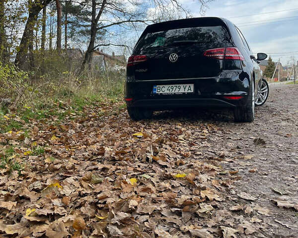 Черный Фольксваген e-Golf, объемом двигателя 0 л и пробегом 118 тыс. км за 8500 $, фото 2 на Automoto.ua