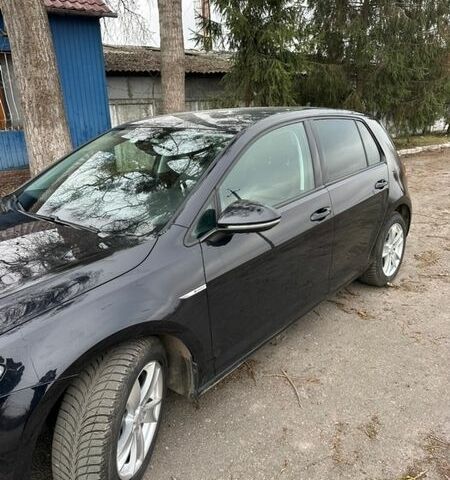 Черный Фольксваген e-Golf, объемом двигателя 0 л и пробегом 68 тыс. км за 8900 $, фото 2 на Automoto.ua